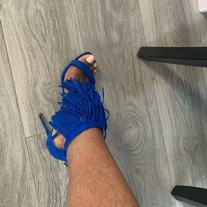 Steve Madden Electric Blue Fringe Suede Sandals